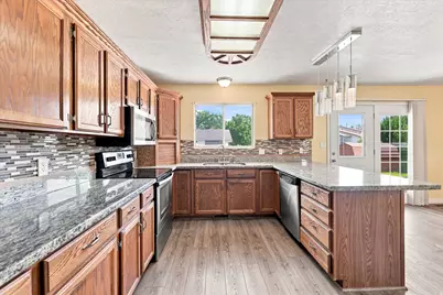 339 S 1150 E, Spanish Fork, UT 84660 - Photo 13