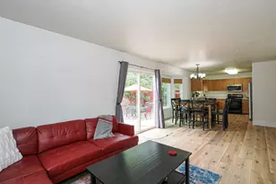 1890 E Oak Dr, Draper, UT 84020 - Photo 9