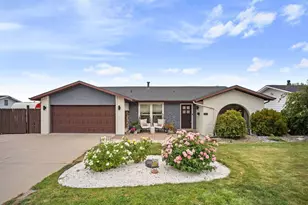 2415 E Campus Dr, Cottonwood Heights, UT 84121 - Photo 1