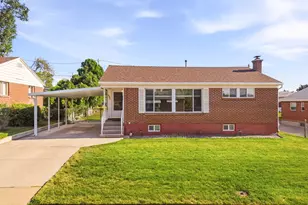 335 E 4450 S, Washington Terrace, UT 84405 - Photo 1