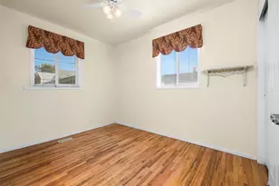 335 E 4450 S, Washington Terrace, UT 84405 - Photo 11