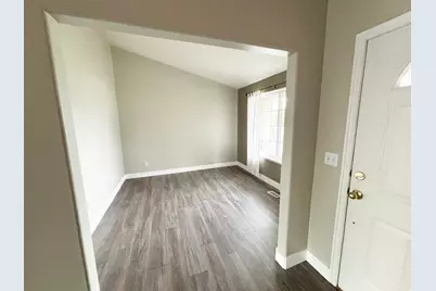 8932 S 5170 W, West Jordan, UT 84081 - Photo 5