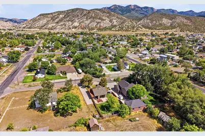 52 S 300 E, Nephi, UT 84648 - Photo 23