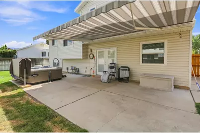 538 W 375 N, Clearfield, UT 84015 - Photo 37