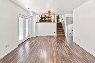 538 W 375 N, Clearfield, UT 84015 - Photo 25