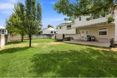 538 W 375 N, Clearfield, UT 84015 - Photo 33