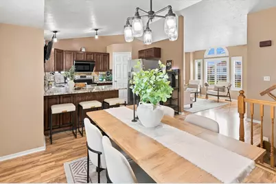 538 W 375 N, Clearfield, UT 84015 - Photo 9