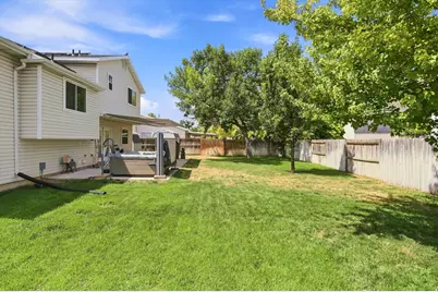 538 W 375 N, Clearfield, UT 84015 - Photo 35