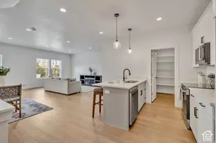 7613 S 300 E, Sandy, UT 84047 - Photo 3
