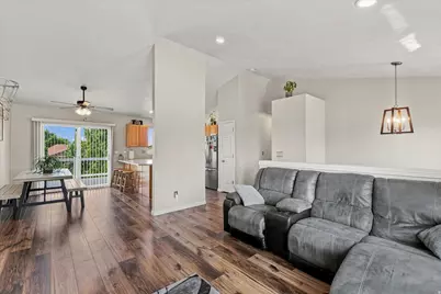 2514 W 2250 N, Clinton, UT 84015 - Photo 7