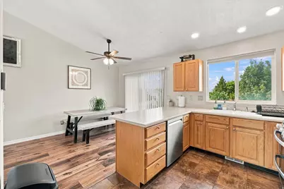 2514 W 2250 N, Clinton, UT 84015 - Photo 11
