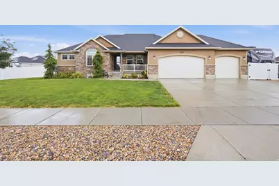 2822 W 100 S, West Point, UT 84015 - Photo 1