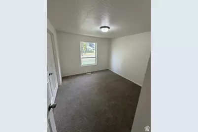 1386 S 1250 E, Clearfield, UT 84015 - Photo 13
