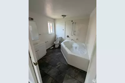 1386 S 1250 E, Clearfield, UT 84015 - Photo 7