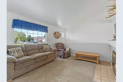 5118 W Old Creek Rd, West Jordan, UT 84081 - Photo 9