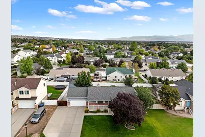 5118 W Old Creek Rd, West Jordan, UT 84081 - Photo 31