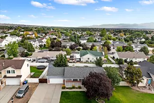 5118 W Old Creek Rd, West Jordan, UT 84081 - Photo 31