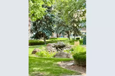 1382 W Beacon Hill Circle Cir S, Taylorsville, UT 84123 - Photo 23