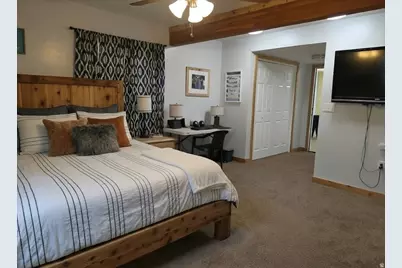 9495 S Loch Awe Dr W, South Jordan, UT 84009 - Photo 37