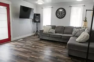 9495 S Loch Awe Dr W, South Jordan, UT 84009 - Photo 9