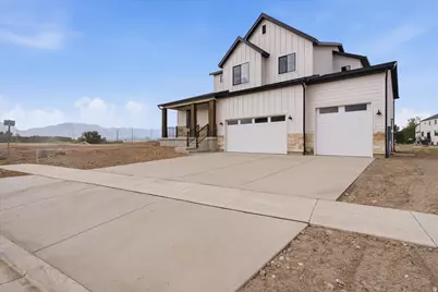 1557 E Livi Ln N #21, Saratoga Springs, UT 84045 - Photo 3