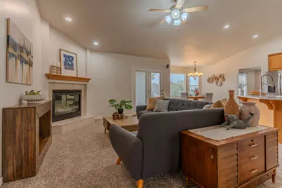 9651 S Wood Vista Cir, South Jordan, UT 84009 - Photo 7