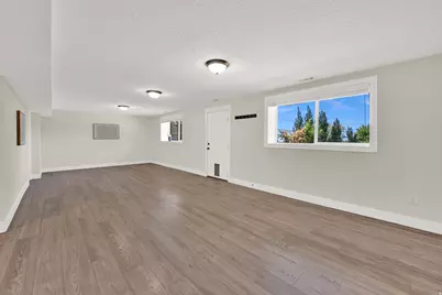 2012 S Wasatch Dr, Salt Lake City, UT 84108 - Photo 27