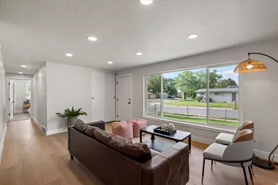389 W 1425 N, Sunset, UT 84015 - Photo 7