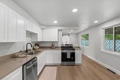 389 W 1425 N, Sunset, UT 84015 - Photo 11