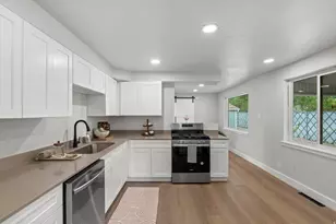 389 W 1425 N, Sunset, UT 84015 - Photo 11