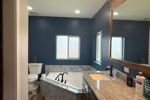 192 N 100 W, Malad City, ID 83252 - Photo 11