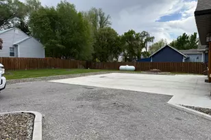 192 N 100 W, Malad City, ID 83252 - Photo 25