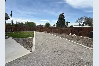 192 N 100 W, Malad City, ID 83252 - Photo 25