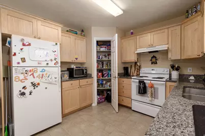 1070 N 1400 W, Saint George, UT 84770 - Photo 9