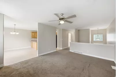 546 W 230 N, Layton, UT 84041 - Photo 9