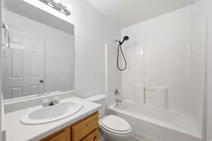 546 W 230 N, Layton, UT 84041 - Photo 11