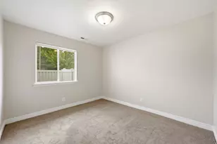 546 W 230 N, Layton, UT 84041 - Photo 17