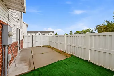 546 W 230 N, Layton, UT 84041 - Photo 21