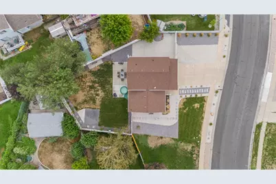592 Jim Bridger Dr, Centerville, UT 84014 - Photo 23