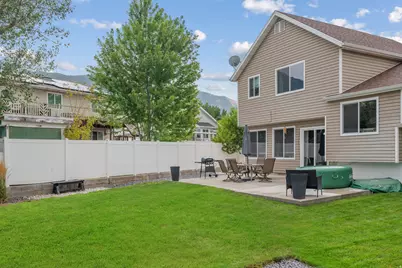 592 Jim Bridger Dr, Centerville, UT 84014 - Photo 21