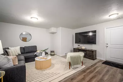 15065 S Halter Way S, Bluffdale, UT 84065 - Photo 3