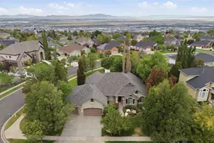 4668 Bountiful Ridge Dr, Bountiful, UT 84010 - Photo 35