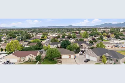 5237 W Saddle Creek Cir S, West Jordan, UT 84081 - Photo 45