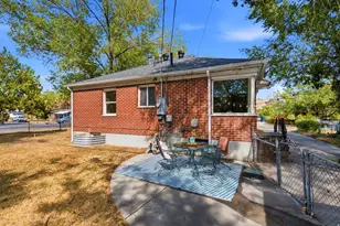 985 N American Beauty Dr, Salt Lake City, UT 84116 - Photo 23