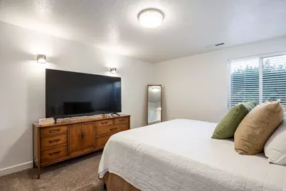 4878 S Highland Cir E #2, Holladay, UT 84117 - Photo 7