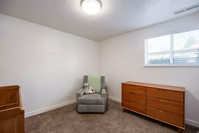 4878 S Highland Cir E #2, Holladay, UT 84117 - Photo 9
