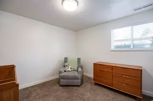 4878 S Highland Cir E, Holladay, UT 84117 - Photo 9