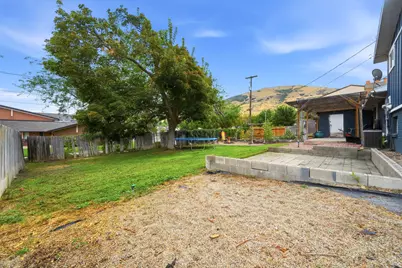 443 E 1450 N, Bountiful, UT 84010 - Photo 33