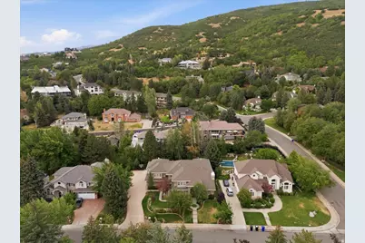 1963 S Maple Hollow Way E, Bountiful, UT 84010 - Photo 71