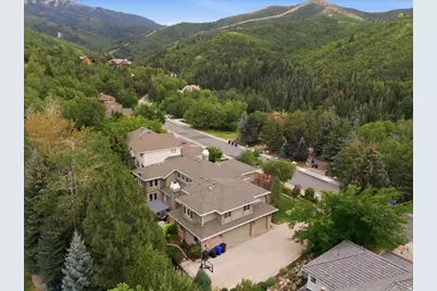 1963 S Maple Hollow Way E, Bountiful, UT 84010 - Photo 67